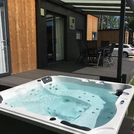 Komfortables Mobilheim Am Mit Whirlpool Wa101 Hébergement de vacances Wackersdorf